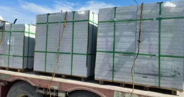 桂林 芝麻白花岗岩地铺石装车日常