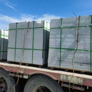 桂林 芝麻白花岗岩地铺石装车日常