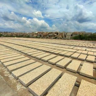 桂林 黄金麻荔枝面花岗岩石材地铺石防护中