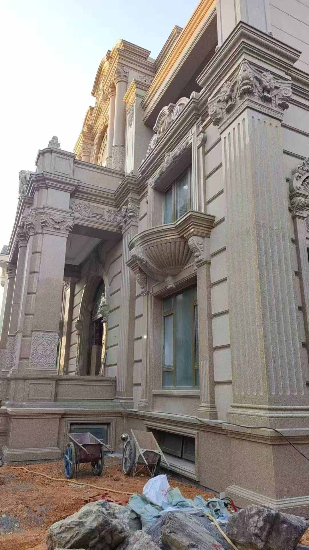 桂林 黄金麻花岗岩光面别墅外墙干挂施工完成