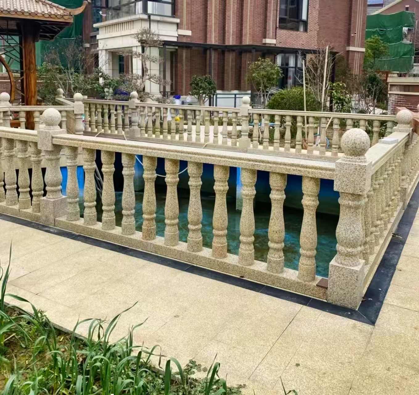 桂林黄金麻花岗岩石材栏杆，扶手，将军柱，花瓶柱