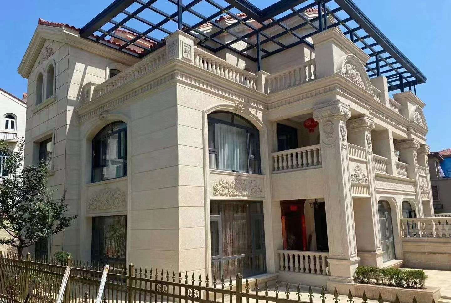 桂林 黄金麻花岗岩荔枝面别墅外墙干挂