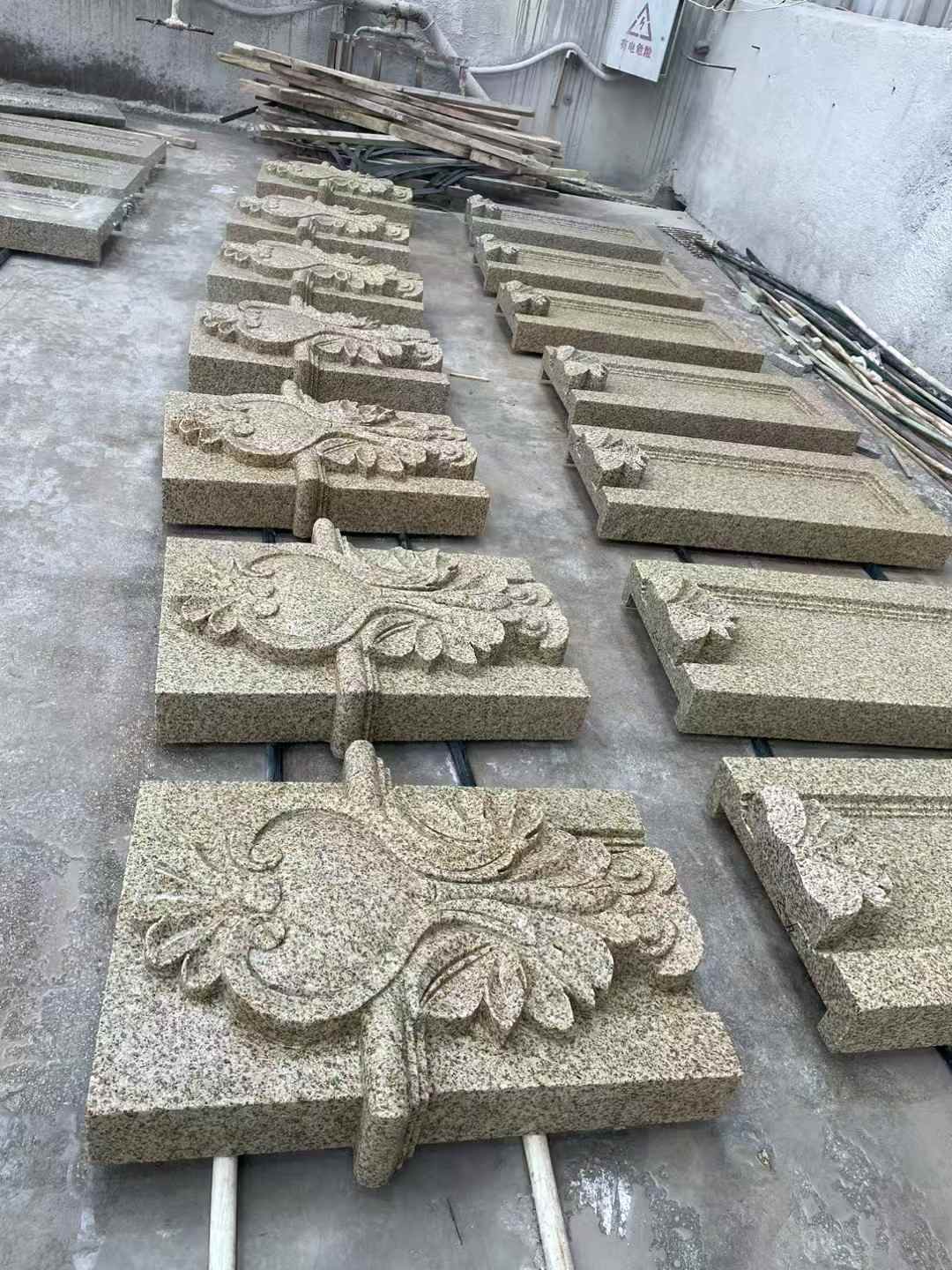 桂林 黄金麻花岗岩别墅外墙雕刻板