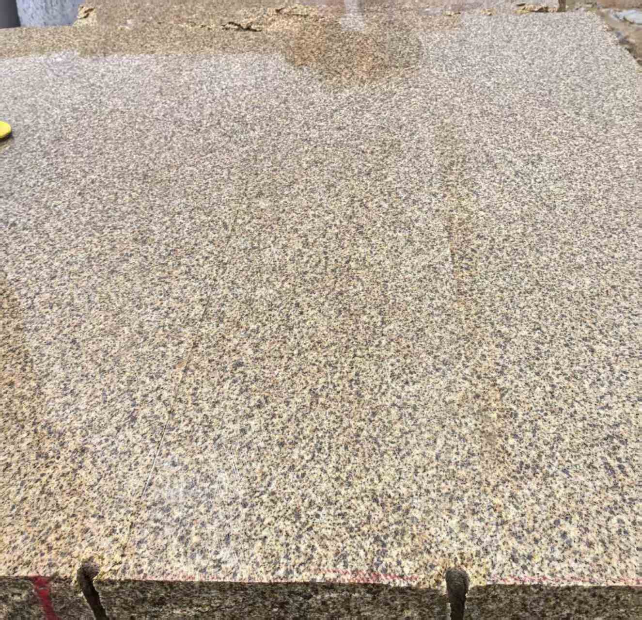 桂林 黄金麻花岗岩石材方料