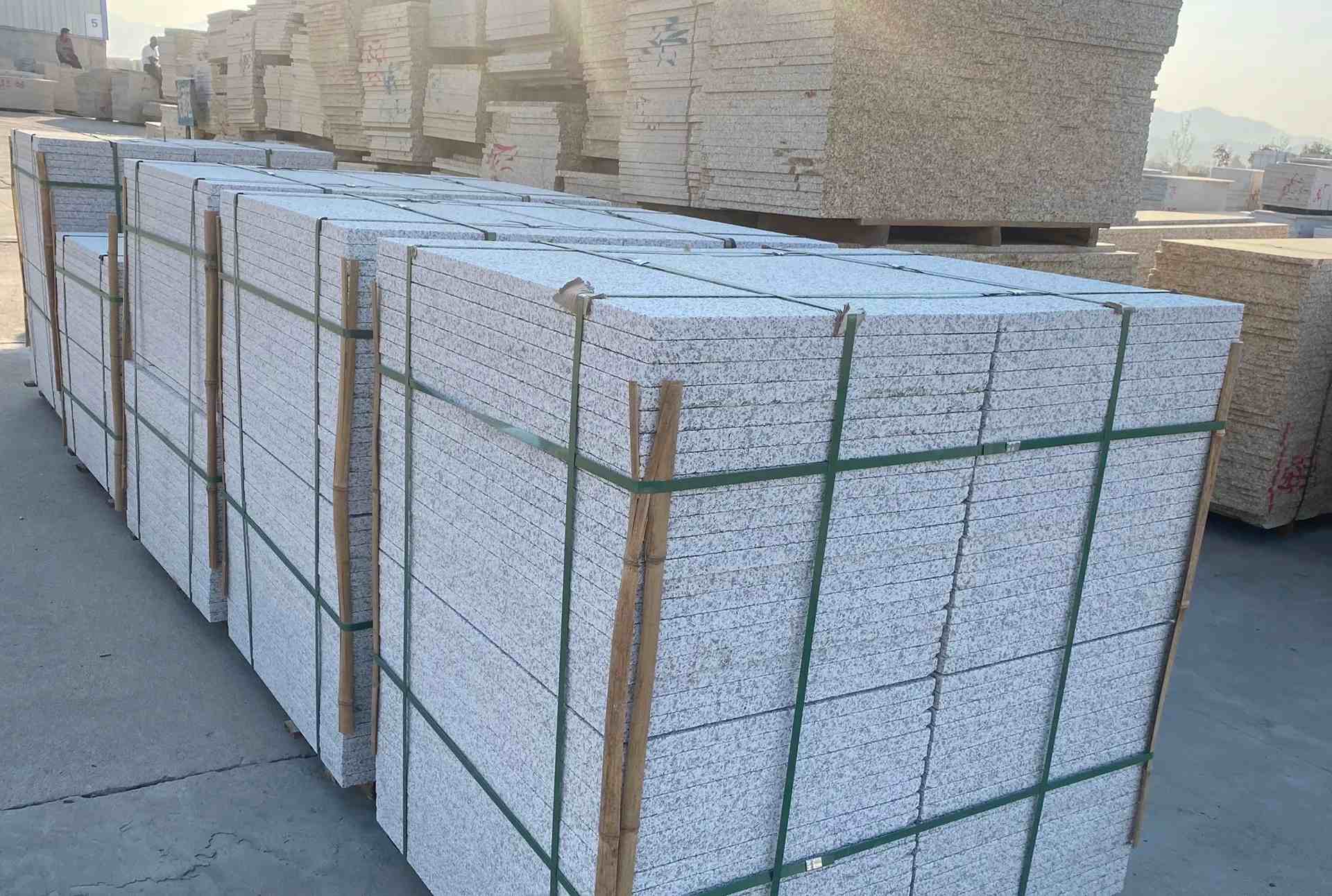 桂林 白麻花岗岩荔枝面地铺石